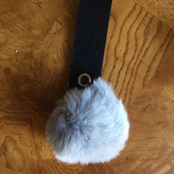 Gray Ferand POM POM with Key Ring! - Picture 3 of 3